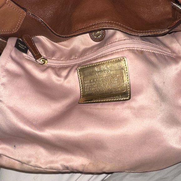 Coach vintage madison maggie y2k hobo Tan Leather Shoulder Bag gold accents 3 t - Picture 10 of 15